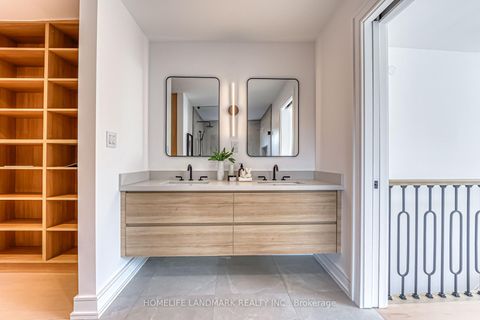 Photo 32 at 195 Albany Avenue, Annex, Toronto