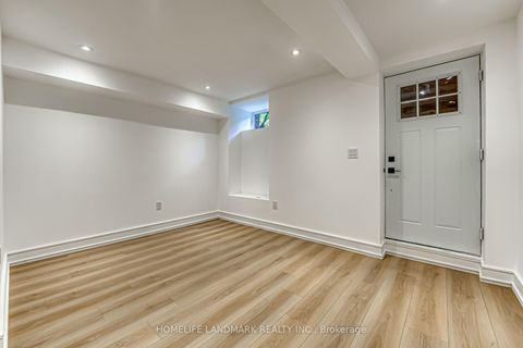 Photo 39 at 195 Albany Avenue, Annex, Toronto
