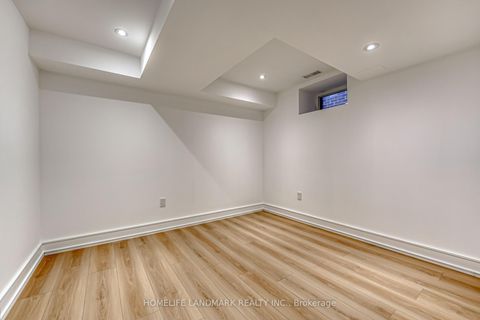Photo 44 at 195 Albany Avenue, Annex, Toronto