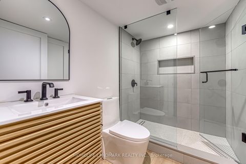 Photo 45 at 195 Albany Avenue, Annex, Toronto
