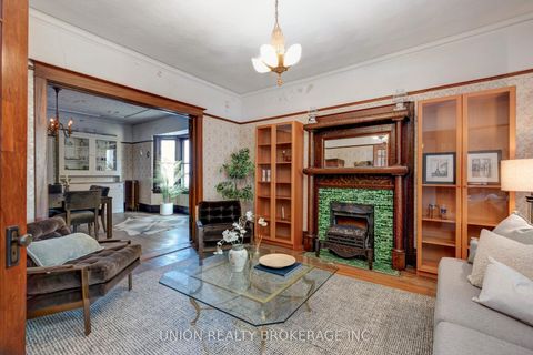 Photo 3 at 287 Ashdale Avenue, Coxwell, Toronto