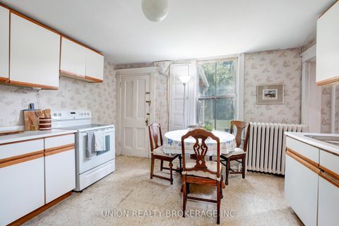 Photo 13 at 287 Ashdale Avenue, Coxwell, Toronto