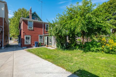 Photo 24 at 287 Ashdale Avenue, Coxwell, Toronto