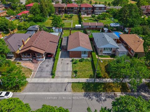 Photo 1 at 97 Westhampton Drive, The Westway, Toronto