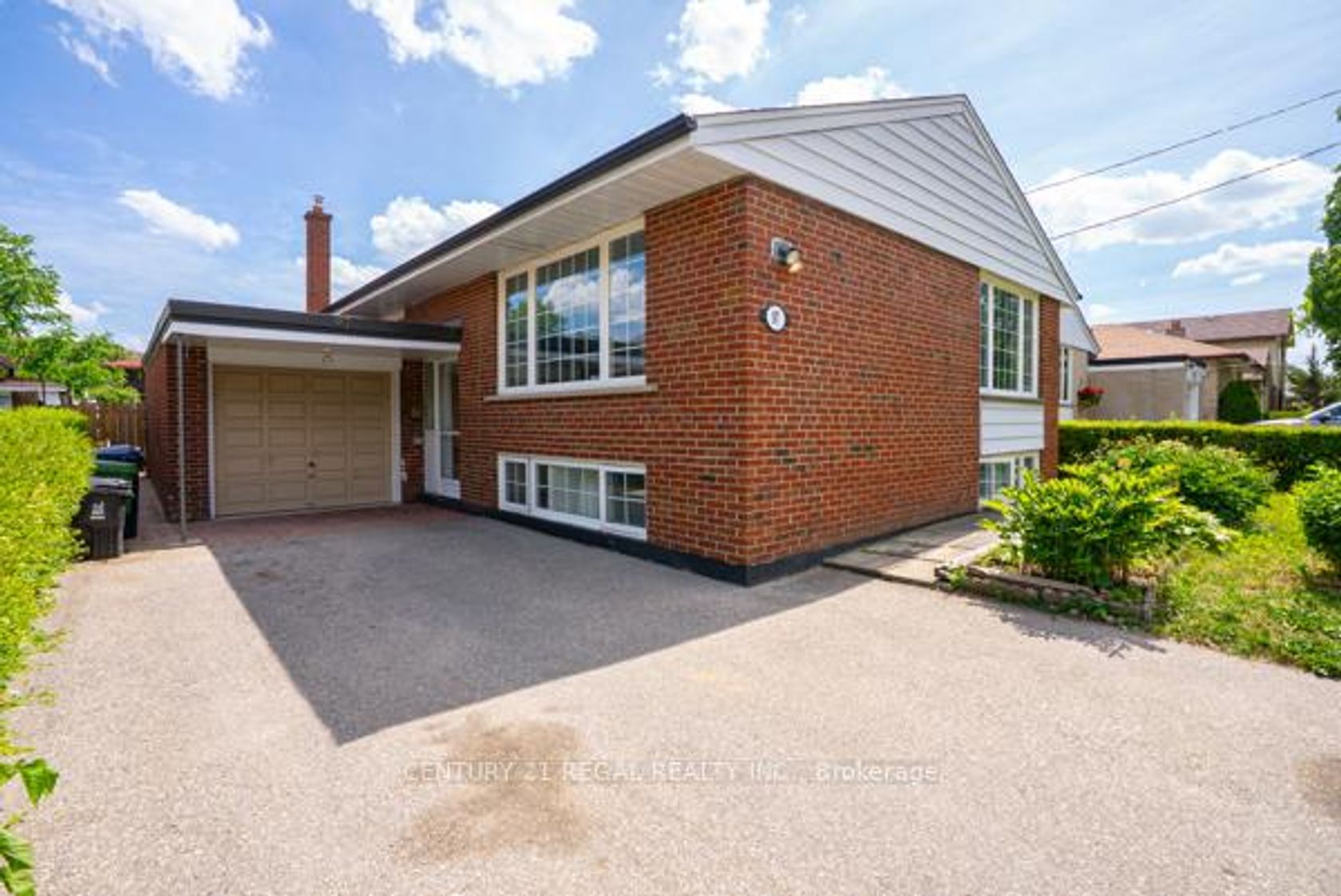 97 Westhampton Drive, The Westway, Toronto 