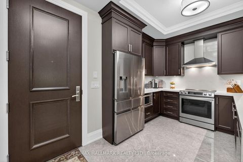 Photo 10 at 203 - 9909 Pine Valley Drive, Vellore Village, Vaughan