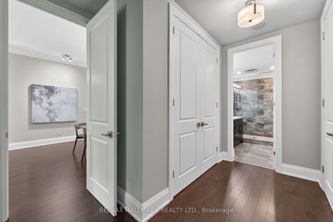 Photo 26 at 203 - 9909 Pine Valley Drive, Vellore Village, Vaughan