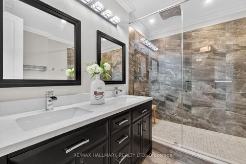 Photo 27 at 203 - 9909 Pine Valley Drive, Vellore Village, Vaughan