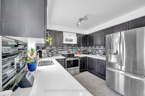 Photo 15 at 1139 ORIOLE Crescent, Alcona, Innisfil Photo 15 at 1139 ORIOLE Crescent, Alcona, Innisfil