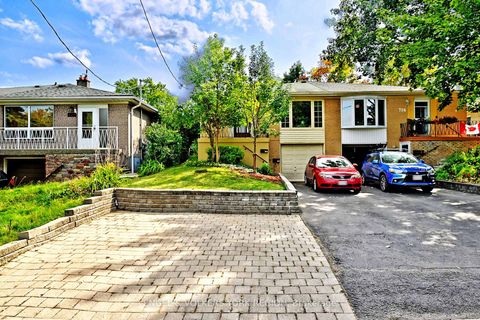 Photo 0 at 718 Mountview Place E, Leslie Valley, Newmarket