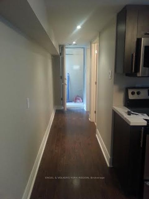 Photo 16 at 718 Mountview Place E, Leslie Valley, Newmarket