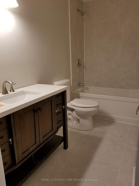 Photo 20 at 718 Mountview Place E, Leslie Valley, Newmarket