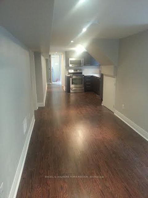 Photo 21 at 718 Mountview Place E, Leslie Valley, Newmarket