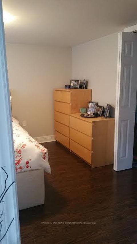 Photo 36 at 718 Mountview Place E, Leslie Valley, Newmarket