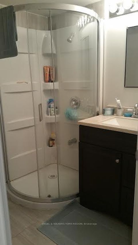 Photo 37 at 718 Mountview Place E, Leslie Valley, Newmarket