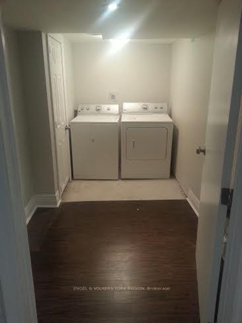 Photo 40 at 718 Mountview Place E, Leslie Valley, Newmarket