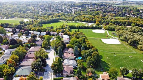 Photo 43 at 718 Mountview Place E, Leslie Valley, Newmarket