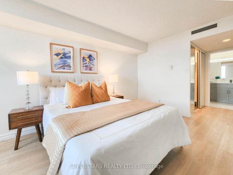 Photo 21 at 813 - 150 Alton Towers Circle, Milliken, Toronto