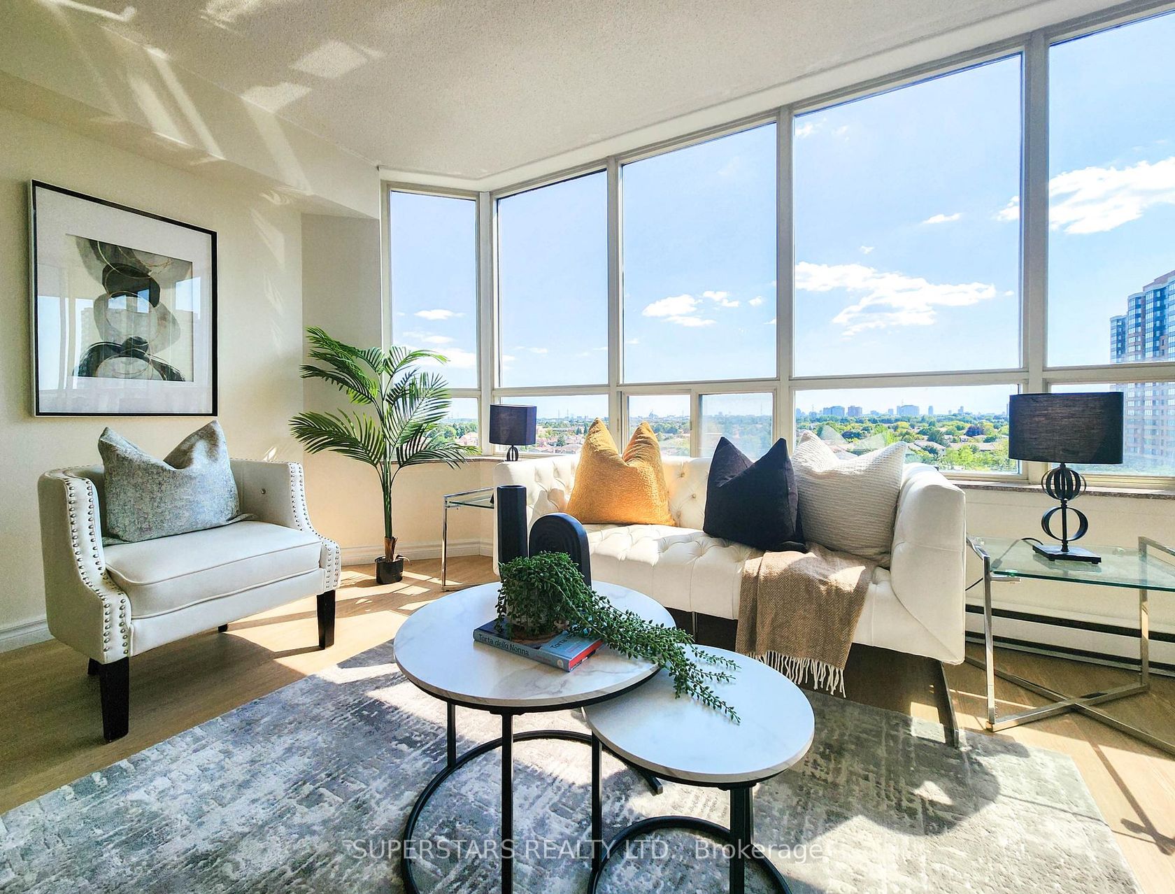 813 - 150 Alton Towers Circle, Milliken, Toronto 