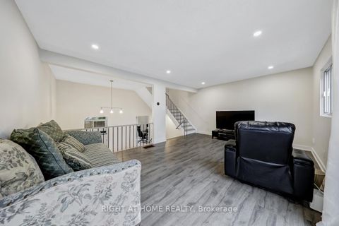 Photo 15 at 129 Jenny Wren Way, Hillcrest Village, Toronto