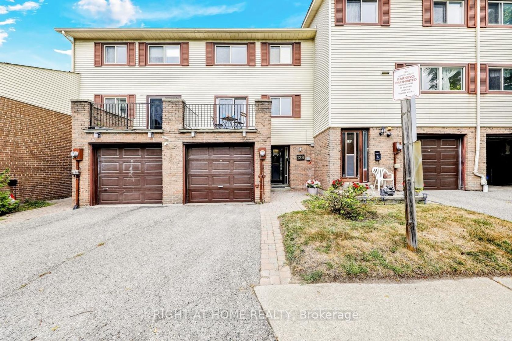 129 Jenny Wren Way, Hillcrest Village, Toronto 