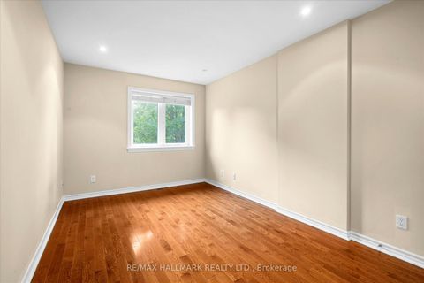 Photo 34 at 107 Wineva Avenue, The Beaches, Toronto