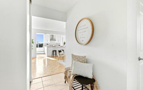 Photo 4 at 1008 - 5 Vicora Linkway Way, Flemingdon Park, Toronto