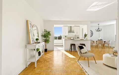 Photo 5 at 1008 - 5 Vicora Linkway Way, Flemingdon Park, Toronto
