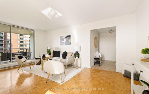 Photo 7 at 1008 - 5 Vicora Linkway Way, Flemingdon Park, Toronto