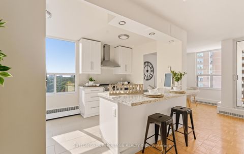 Photo 12 at 1008 - 5 Vicora Linkway Way, Flemingdon Park, Toronto