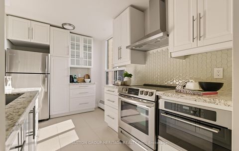 Photo 16 at 1008 - 5 Vicora Linkway Way, Flemingdon Park, Toronto