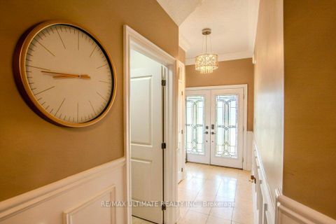 Photo 5 at 38 Catherine Drive, Painswick South, Barrie Photo 5 at 38 Catherine Drive, Painswick South, Barrie