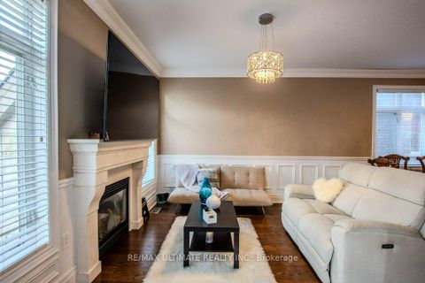 Photo 9 at 38 Catherine Drive, Painswick South, Barrie Photo 9 at 38 Catherine Drive, Painswick South, Barrie