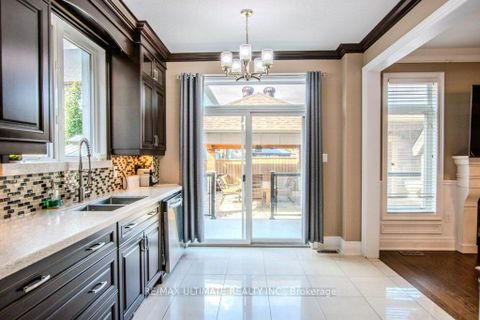Photo 10 at 38 Catherine Drive, Painswick South, Barrie Photo 10 at 38 Catherine Drive, Painswick South, Barrie