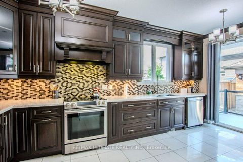 Photo 11 at 38 Catherine Drive, Painswick South, Barrie Photo 11 at 38 Catherine Drive, Painswick South, Barrie