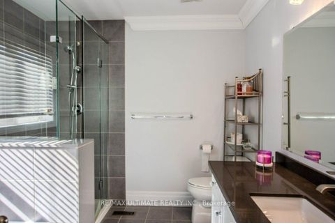 Photo 21 at 38 Catherine Drive, Painswick South, Barrie