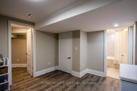 Photo 28 at 38 Catherine Drive, Painswick South, Barrie