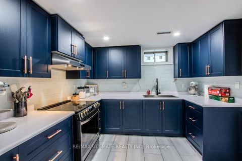 Photo 33 at 38 Catherine Drive, Painswick South, Barrie