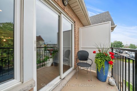Photo 8 at 302 - 128 Aerodrome Crescent, Thorncliffe Park, Toronto