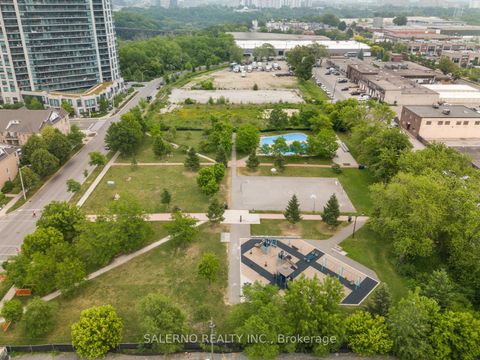 Photo 34 at 302 - 128 Aerodrome Crescent, Thorncliffe Park, Toronto