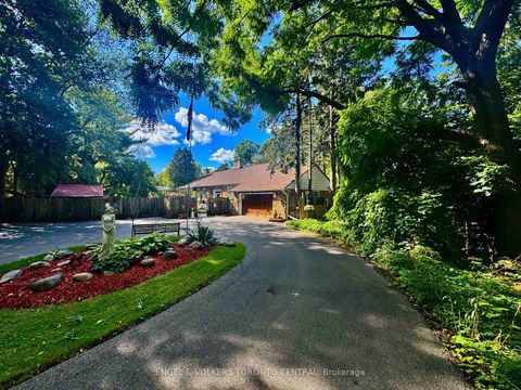 Photo 7 at 85 Yorkleigh Avenue, Humber Heights, Toronto