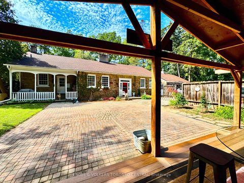 Photo 14 at 85 Yorkleigh Avenue, Humber Heights, Toronto