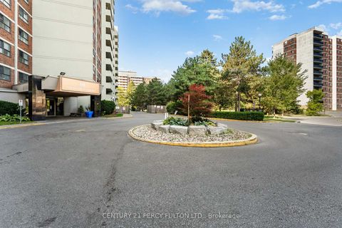 Photo 1 at 709 - 10 Stonehill Court, L'Amoreaux, Toronto