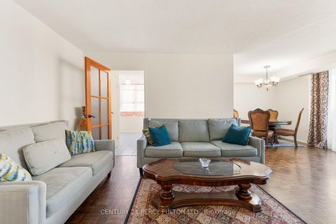Photo 32 at 709 - 10 Stonehill Court, L'Amoreaux, Toronto