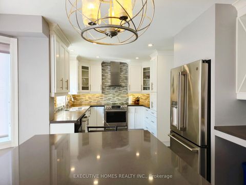 Photo 6 at 38 SHERWOOD Court, Northwest, Barrie