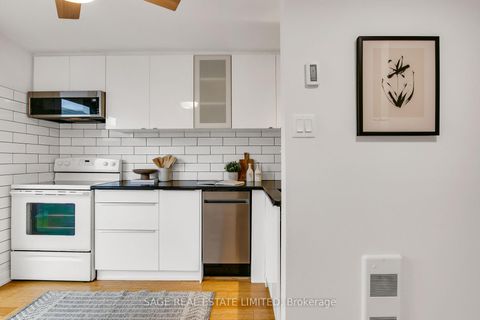 Photo 6 at 7 - 1666 Queen Street E, Woodbine Corridor, Toronto