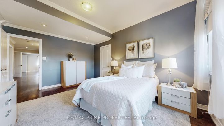 Photo 22 at 17 Raintree Crescent, Oak Ridges, Richmond Hill