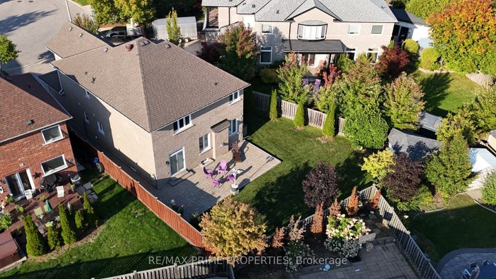 Photo 42 at 17 Raintree Crescent, Oak Ridges, Richmond Hill