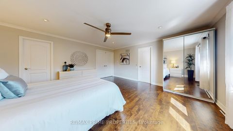Photo 17 at 17 Raintree Crescent, Oak Ridges, Richmond Hill