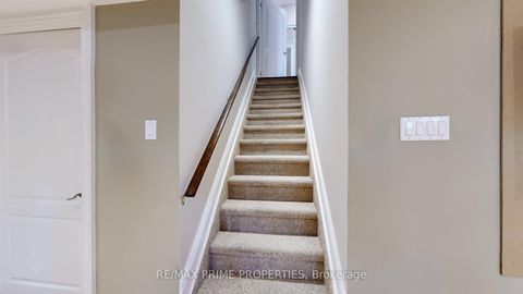 Photo 31 at 17 Raintree Crescent, Oak Ridges, Richmond Hill